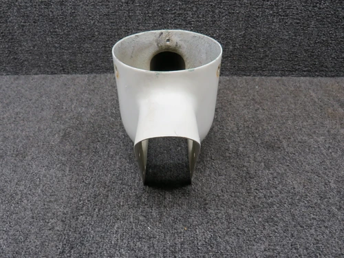 0531007-3 Cessna 172B Rotating Beacon Vertical Fin Tip