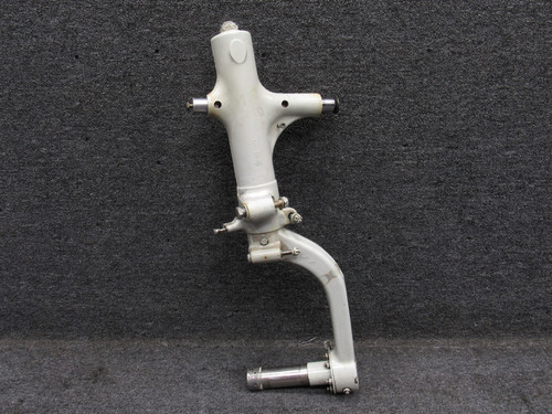 67927-008 Piper PA28RT-201T Main Gear Assembly LH