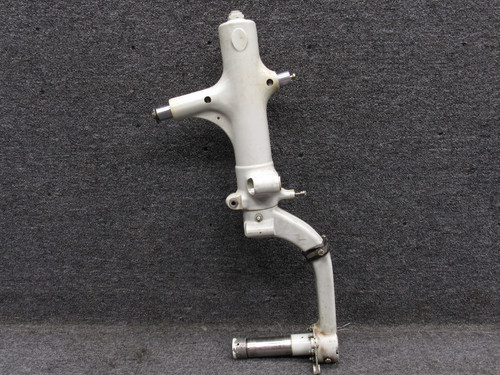 67927-009 Piper PA28RT-201T Main Gear Assembly RH