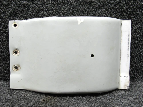 63942-000 Piper PA28RT-201T Wing Bolt Cover LH