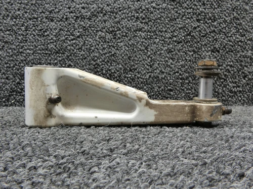 0841002-1 (Cast: 0841005-3) Cessna 340 Nose Gear Upper or Lower Torque Link