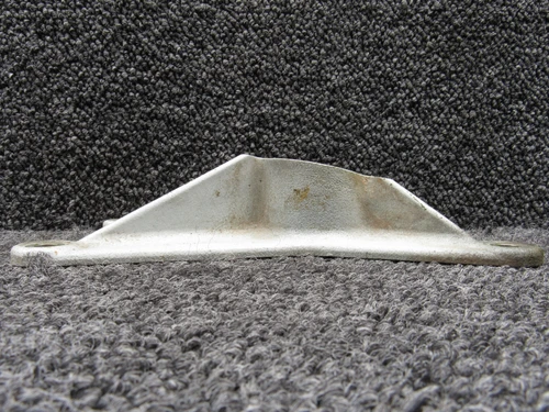 67040-015 Piper PA28RT-201T Forward Trunnion Fitting RH