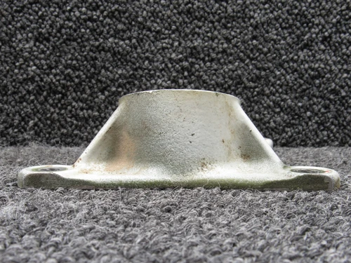 67042-013 Piper PA28RT-201T Aft Trunnion Fitting