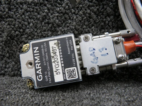 011-04938-00 Garmin GAD-13 Interface Unit with GTP-59 Probe (Volts: 14-28)