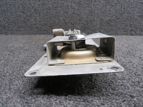 1211063-1 Cessna 210H Baggage Door Upper Hinge