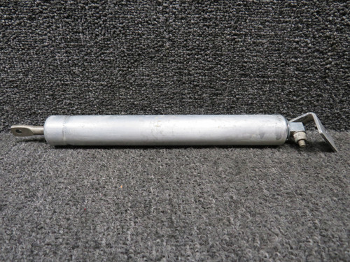 10650 Cessna 172G Flap Actuator Cylinder