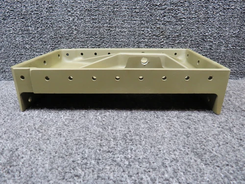 0541122-2 (Cast: 0541122-498) Cessna 172G Main Gear Support Inboard RH