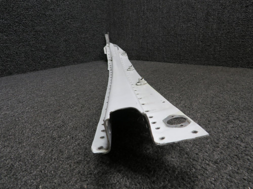1213417-8 Cessna 210H Stringer Fwd Fuselage RH