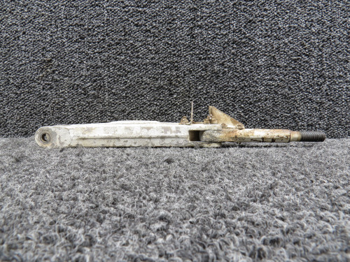 67025-006, 67797-005 Piper PA34-200 Main Gear Truss RH w Lower Link