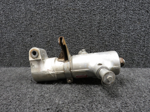 67926-041 Piper PA34-200 Main Landing Gear Trunnion Assembly RH