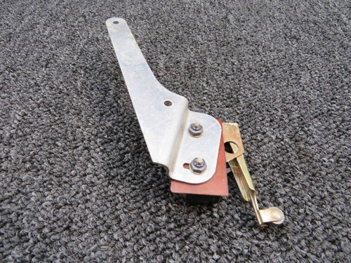 0843408-2, BZ3YT Cessna 310R Nose Gear Down Switch with Bracket