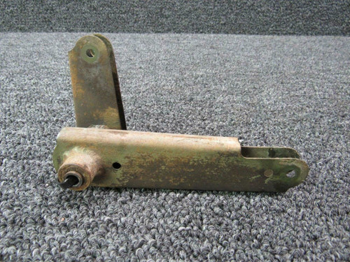 1260125-2 Cessna 177RG Outboard Flap Bellcrank Assembly RH