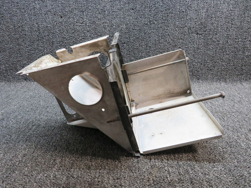 0553022-1 Cessna 172P Battery Tray Assembly W/ External Power Bracket