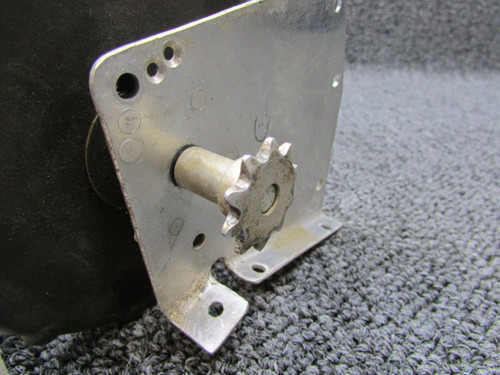 1713205-2 Cessna 177 Stabilator Trim Wheel Assy w Bracket & Indicator
