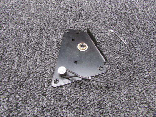 0713642-6, 0713642-4 Cessna 182T Elevator Trim Wheel Indicator and Retainer