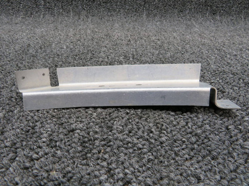 0811898-4 Cessna Bracket Assembly (NEW OLD STOCK)