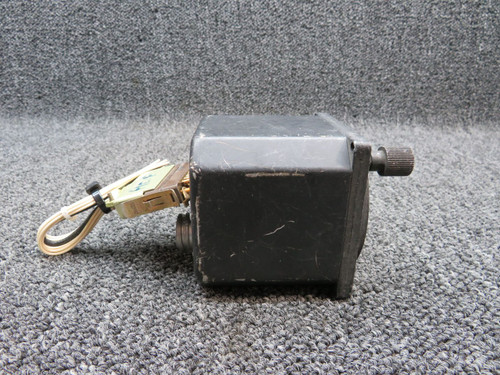 066-3017-00 King Radio KI-225 ADF Indicator (Volts: 14-28)