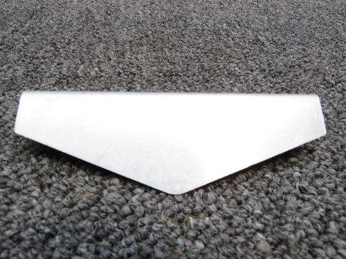 5233001-10 Cessna Bracket (NEW OLD STOCK) (Y17)