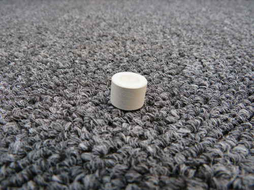 5042009-2 Cessna Stop Assembly (NOS) (Y17)