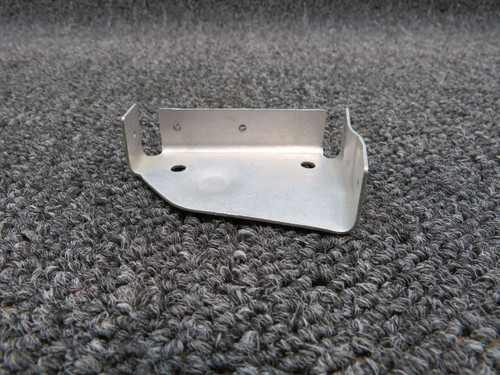 1542019-9 Cessna Bracket (NEW OLD STOCK)