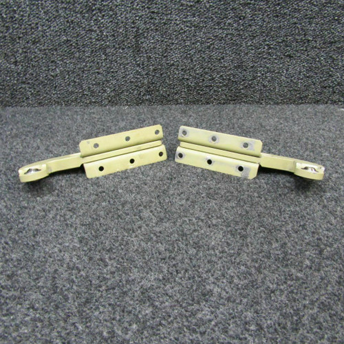 Piper PA-31T Main Landing Gear Door Hinge Set (C20)