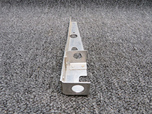 1216613-1 Cessna T210H Bracket Assy Fuel Primer