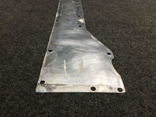1221105-6 Cessna T210H Fillet Center Upper RH