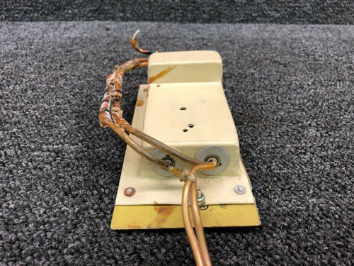 6860239-175, 1495 Aero Commander 680FL Cockpit Light Assembly Overhead (28V)