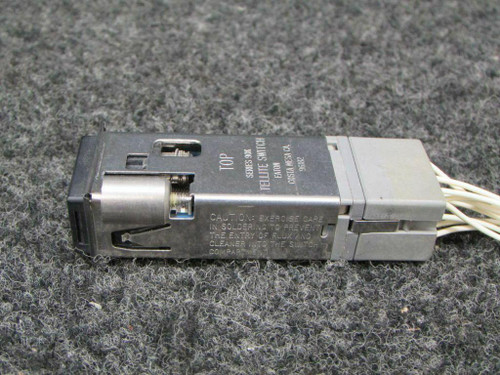 Piper 602-507 Piper PA46-350P EADI Display Down Switch SA