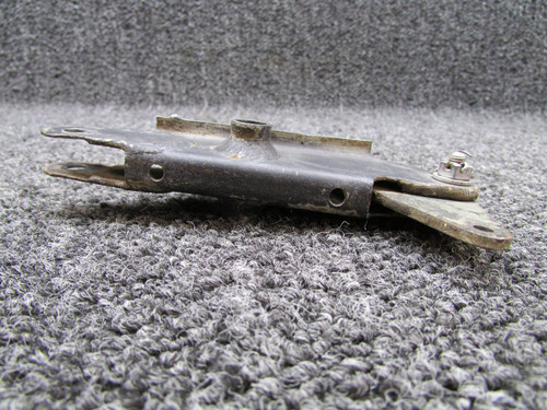 21717-000 Piper PA24-250 Flap Bellcrank Assembly