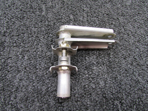 0862100-17 Cessna 421B Flap Bellcrank Assembly Outboard - Outboard LH