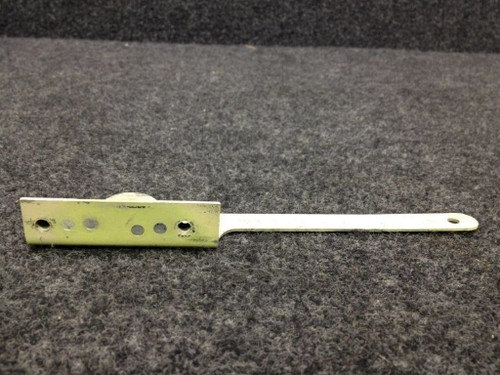 102-555024-4 Beech B-58P Bracket Actuator Condenser Door