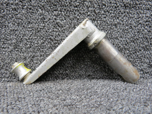 20846-001 (Use: 20846-007) Piper PA24-250 Arm Assy Landing Gear Bungee RH