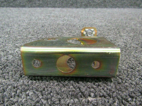 Cirrus 20272-003 Cirrus SR20 Door Cabin Attach Bracket LH