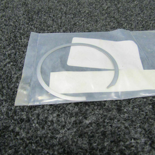 Cessna 155-04400 Cessna Retainer NEW OLD STOCK W/ 8130-3 C20