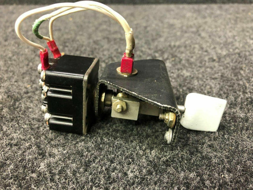 Piper 51838-003 Piper PA-31T Switch Assy Flap Selector Volts 28