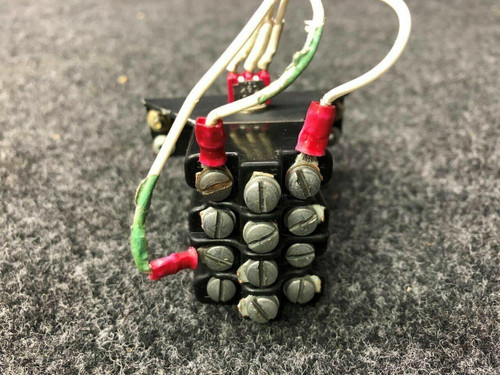 Piper 51838-003 Piper PA-31T Switch Assy Flap Selector Volts 28