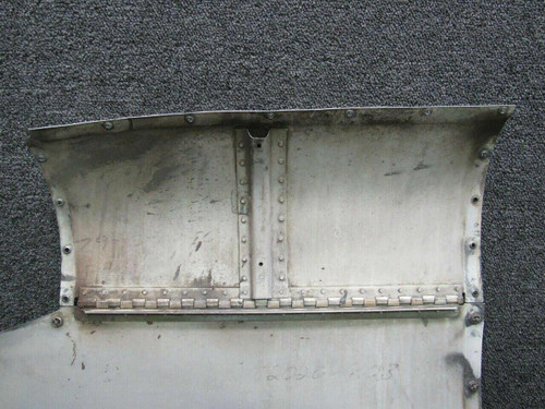 Cessna 5052020-204 / 5052020-208 Cessna 421B Door / Panel Engine Cowl Inbd RH