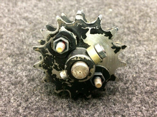 Piper 62778-000/ 63404-000 Piper PA-28-236 Sprocket Control Column Center