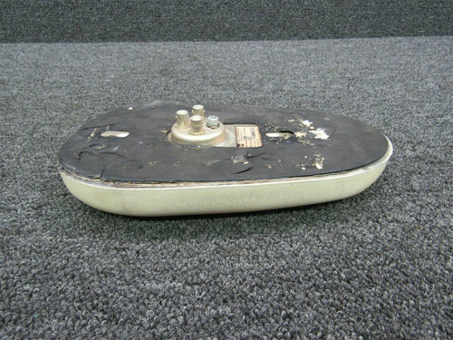 S-Tec Corp 622-3586-001 Piper PA28-235 S-Tec Corp ANT-650A Antenna w/ Bracket