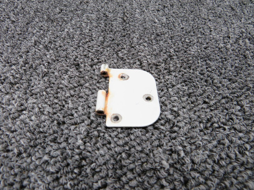 0511280-4 Cessna 172M Cabin Door Hinge Half Lower Aft RH