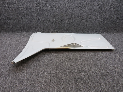 0826002-204 (Use: 0826002-206) Cessna 310N Main Gear Door Assembly LH (White)