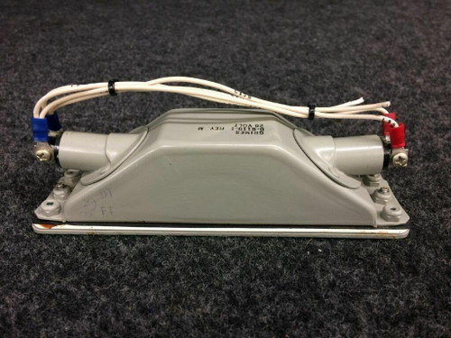 Piper 472-788 Alt B-8110-1 Piper PA-31T Grimes Light Assy Dome Volts 28