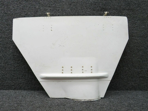 Beechcraft 35-815055-207 Use 35-815055-239 Beech Door Assy MLG Outbd RH Minor Damage
