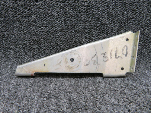 Cessna 0712309-8 Cessna 180H Tail Wheel Steering Bracket Outbd RH