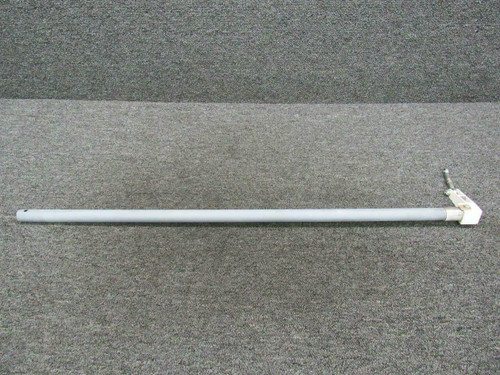 Cirrus 10322-004 / 15231-001 Cirrus SR20 Flap Torque Tube Assy RH W/ End Fitting