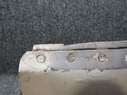 1213469-211 Cessna T210M Cowl Flap Assembly LH (White)