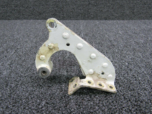 60-810059-2 Beech B-60 Hinge Main Gear Door Forward Inbd RH