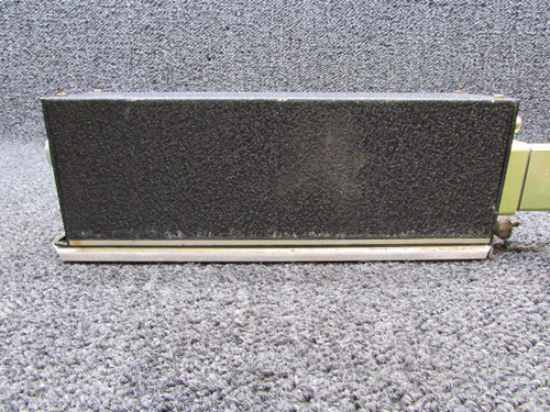 36440 Aircraft Radio Corporation R-543B Glideslope Receiver Unit with Tray