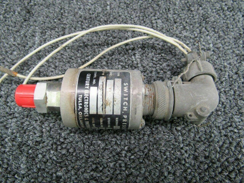 Beechcraft 80C831 Beech B-60 Century Electric Pressure Switch Volts 28